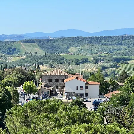 Casa Femi *